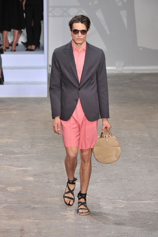 Louis Vuitton / - 2009